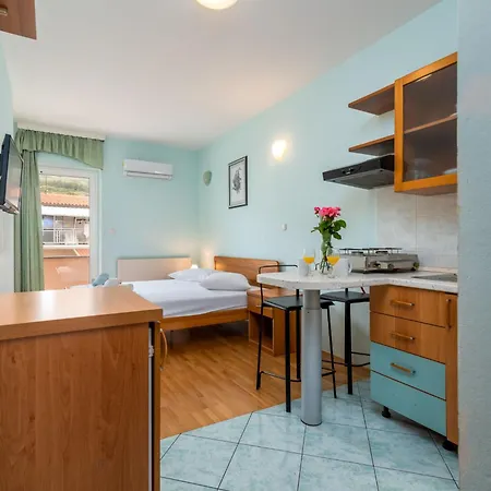 Jerkan 18 By Interhome * Podstrana