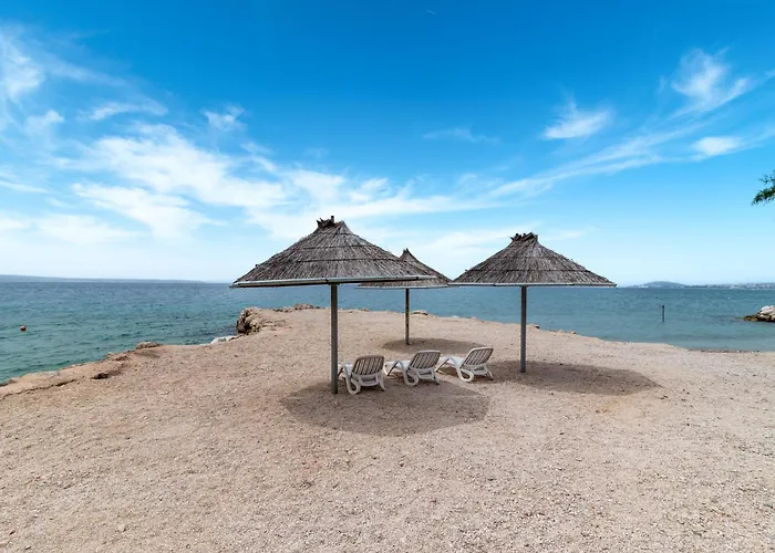 Jerkan 18 By Interhome